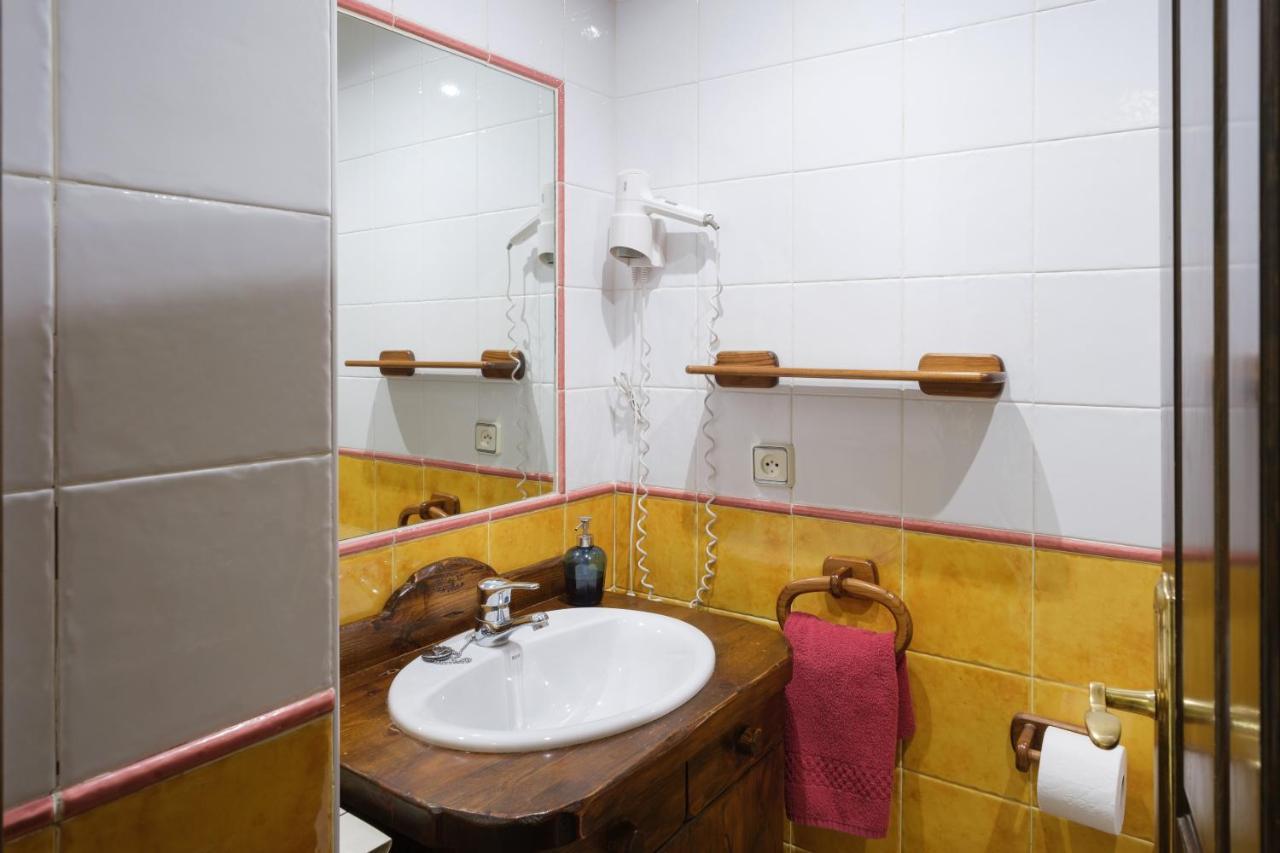 El Rincon De Andrea Apartamentos บีเอสกัส ภายนอก รูปภาพ